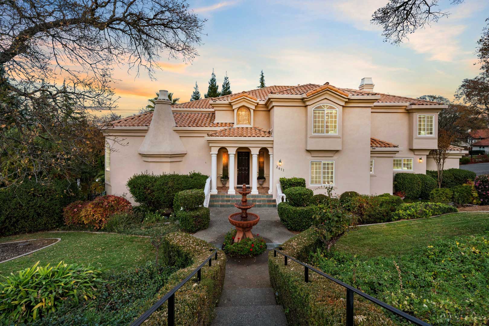 5,000+ SQFT